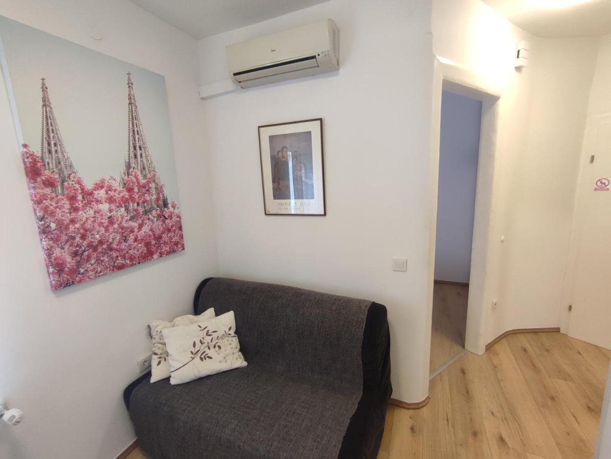 City Of Hearts 1 & 2 Apartment
