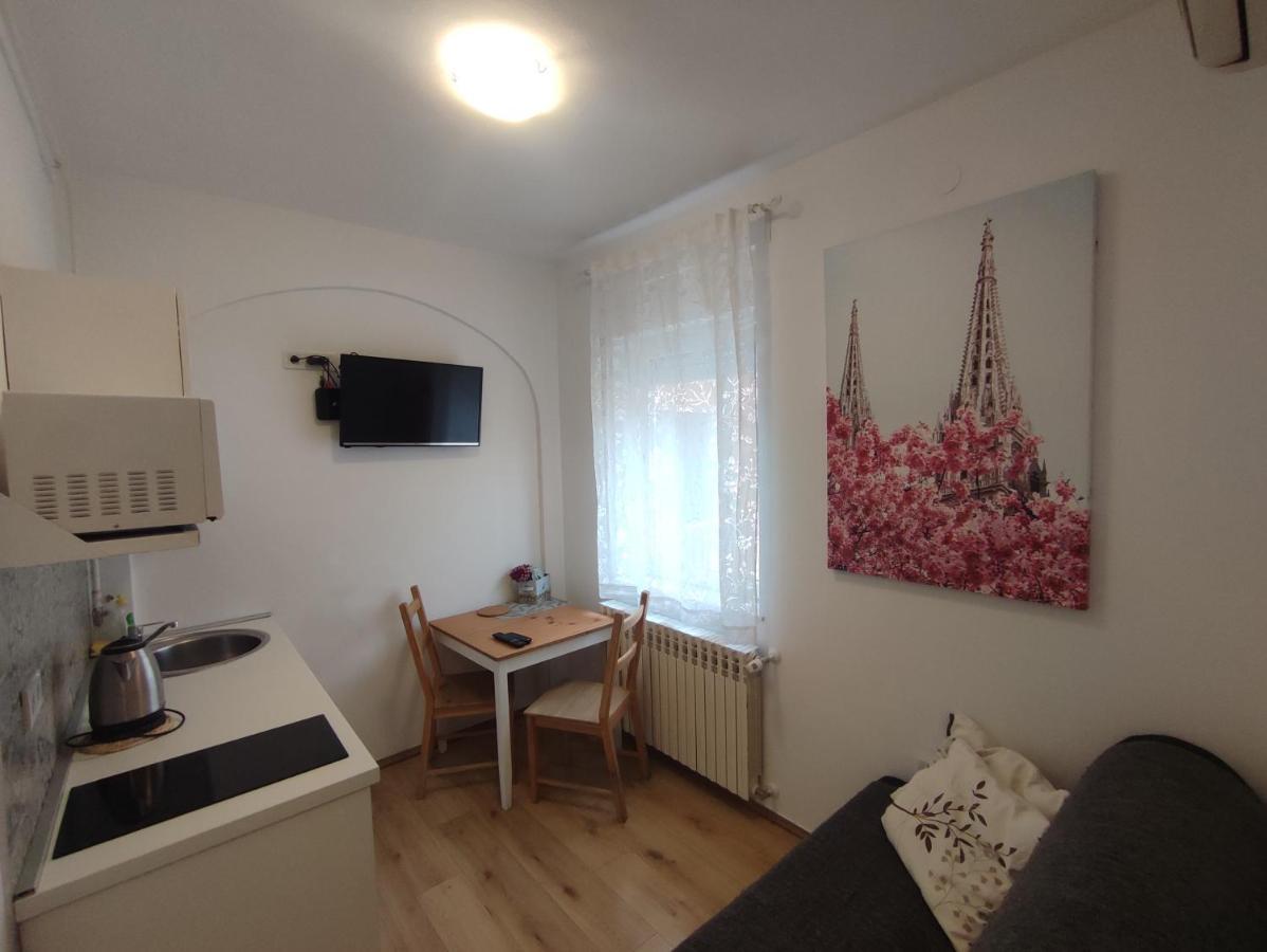 Apartment City Of Hearts 1 & 2 *